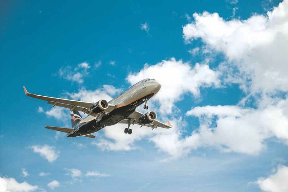 Aprovecha ofertas de vuelos de último minuto que lanzan las aerolíneas. Foto: Unsplash