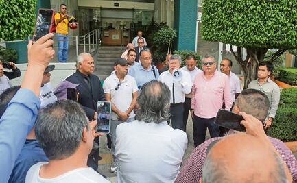 Avanza diálogo con taxistas sobre pago de infracciones