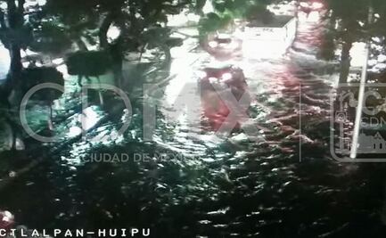 Fuertes lluvias inundan casas de Tlalpan