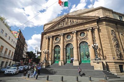 Niega oficial Mayor la existencia de aviadores