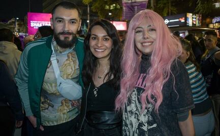 "Esas canciones me traen recuerdos muy padres porque crecí con ellas"; así se vivió el concierto de Shakira en avenidas aledañas al Zócalo