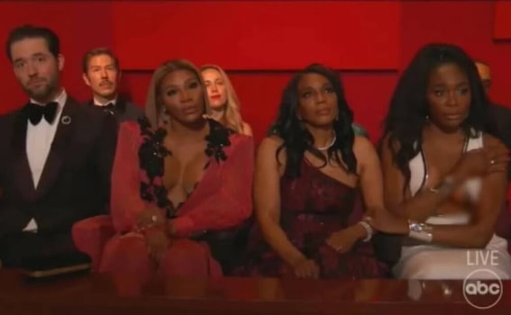 Cuando Will Smith recibió su Oscar, el pezón de Venus Williams quedó al descubierto