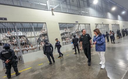 ¿Modelo Bukele en Argentina? Ministra de Seguridad visita El Salvador, busca replicar estrategia carcelaria