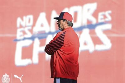 Tomás Boy debuta como DT de Chivas