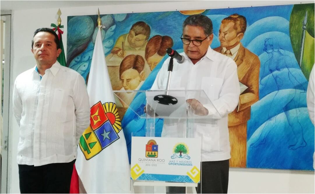 El mandatario estatal, Carlos Joaquín y Gustavo Salas Salgado (Foto: Especial)