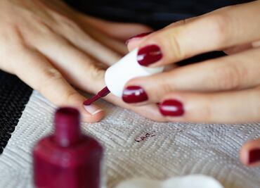 Uñas elegantes para lucir este fin de año 2022