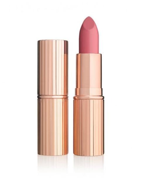 La línea de maquillaje inspirada en la realeza que todas queremos tener