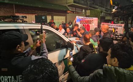 Vecinos de Azcapotzalco confrontan y jalonean al subsecretario de Gobierno; rechazan construcción de un albergue migrante