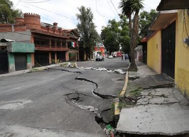 Anuncian reparación de vialidades dañadas por sismo en Tláhuac y Xochimilco