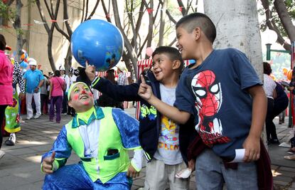 Celebra voluntariado Día del Niño en el IMSS