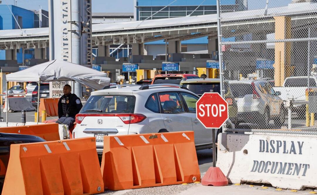 Los miles de dólares que se pagan para cruzar ilegalmente se reparten entre los “guías”, los que reclutan y los agentes de ambos lados de la frontera. (24/01/2025) Foto: Aimee Melo | El Universal