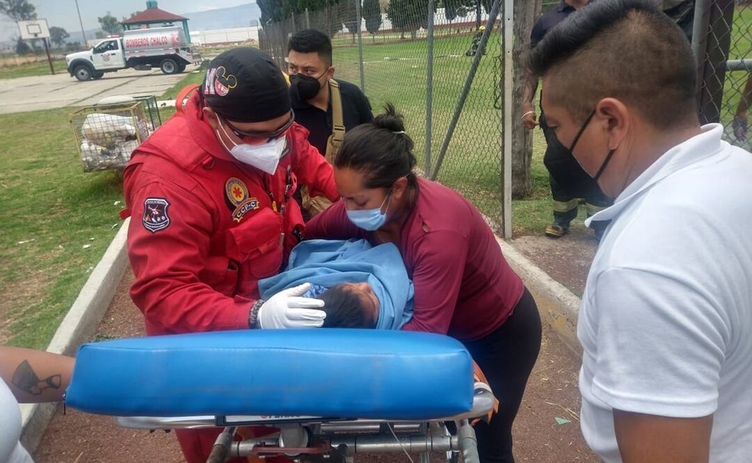 El menor que fue mordido por el reptil fue trasladado a bordo de un helicóptero Relámpago del gobierno del Estado de México. Foto: Especial 