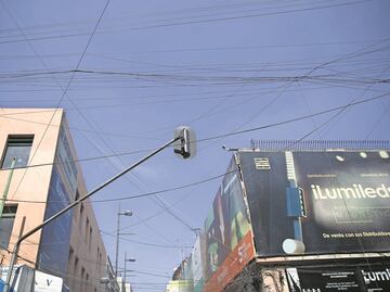 El enredo del cableado subterráneo de la CDMX