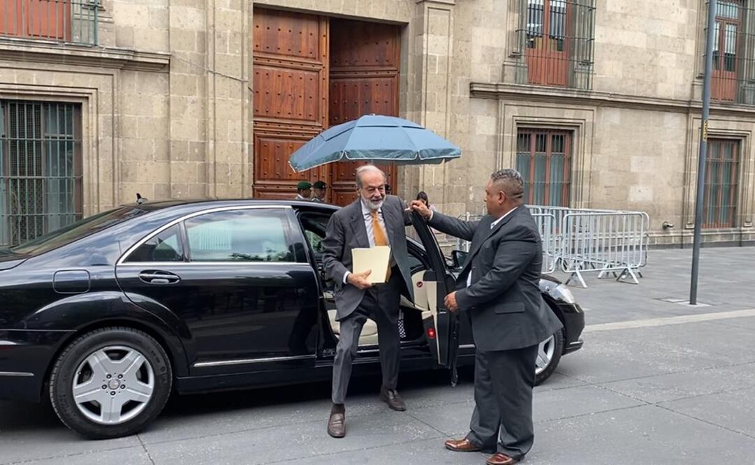Presidente de Grupo Carso, Carlos Slim al llegar a Palacio Nacional. Foto: Especial