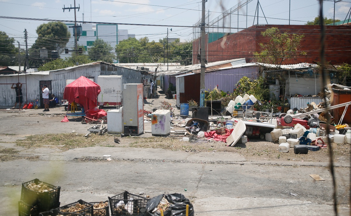Recorrido por el campamento irregular Colector 13 en Lindavista después de un incendio ocurrido la semana pasada, el 6 de mayo de 2025. Foto: Darío Luna / EL UNIVERSAL