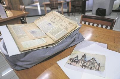 Gerardo Murillo, entre el agua y el papel