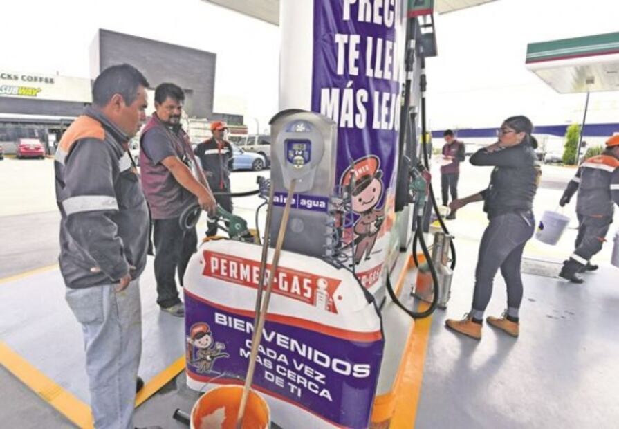 Petroleros en EU se quejan por trato con México