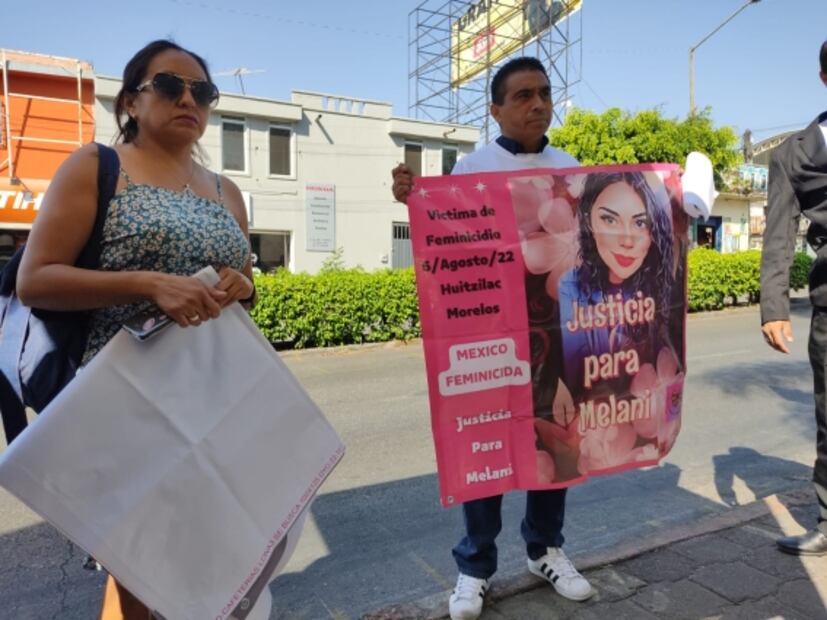 Exigen justicia para Melani, asesinada por su expareja en Morelos; familiares develan mural 