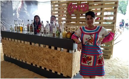Distinguen la labor de las mujeres del mezcal