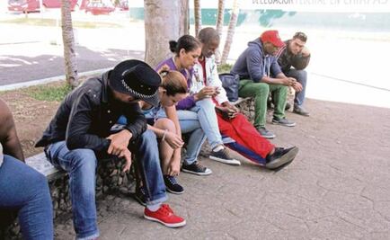 Mexico returns 91 Cubans who had hoped to reach U.S.