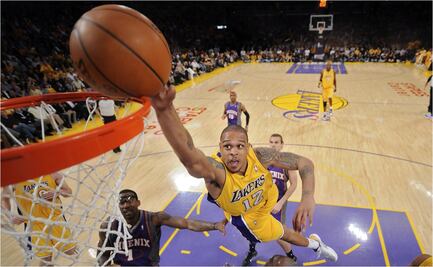 Arrestan a exjugador de los Lakers por disparar a dos personas