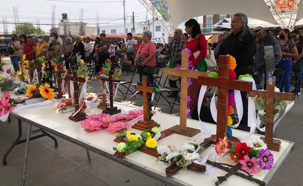 Misa en memoria de las dos personas que murieron hace 17 años durante enfrentamientos entre pobladores de la región y las fuerzas de seguridad de Atenco. Foto: Emilio Fernández/EL UNIVERSAL