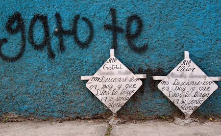 Las cruces en la calle, recordatorios de amor y peligro