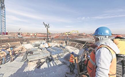 Esto opinan analistas sobre el aeropuerto y la consulta