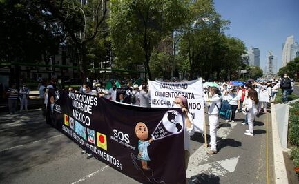 Marchan en la CDMX para exigir quimioterapias a niños y mujeres con cáncer