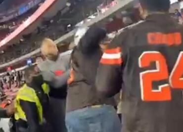 Aficionados desatan bronca en partido de los Browns de Cleveland