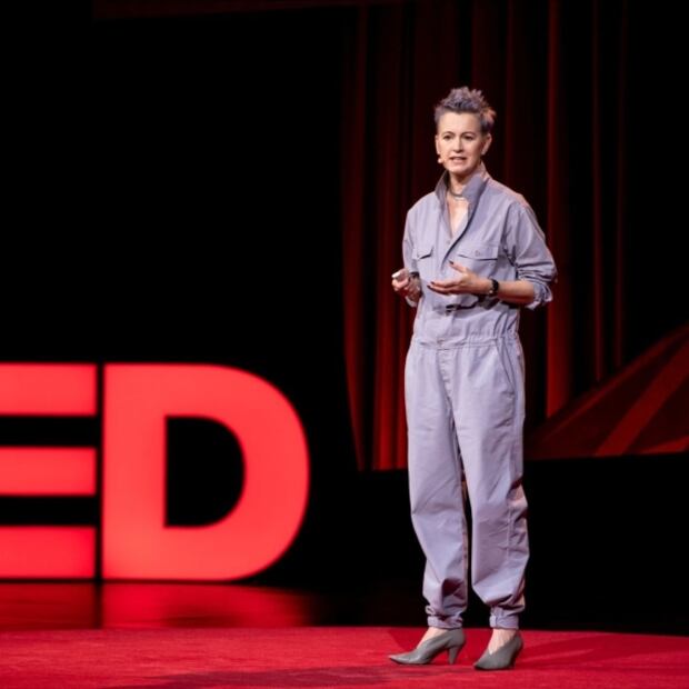 Día de la Mujer: los avances que nos tienen en la moda sustentable