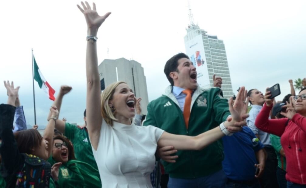 Así vivieron Samuel García, su esposa y aficionados derrota del tricolor en Monterrey 