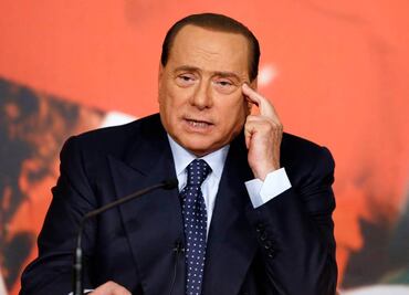 Berlusconi padece leucemia; está en cuidados intensivos por infección pulmonar