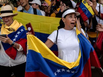 Venezuela aprueba ley para regular ONG, que aseguran restringirá derechos civiles