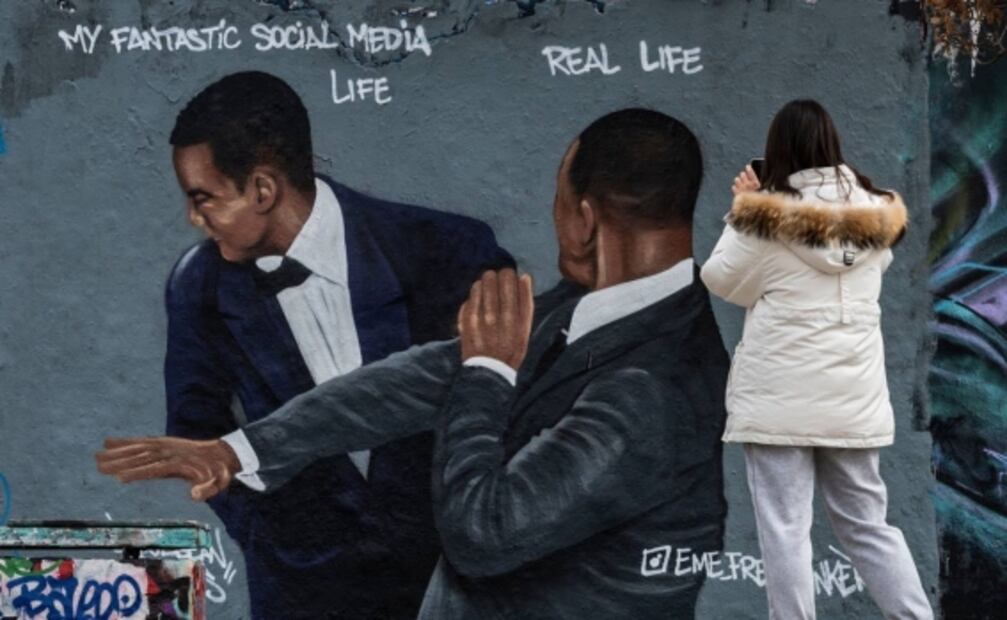 Will Smith: Camisetas, tatuajes y un videojuego:, el negocio con la bofetada a Chris Rock