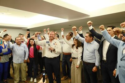 VIDEO: Se suman diputados de Morena y candidatos de MC a campaña de Santiago Taboada