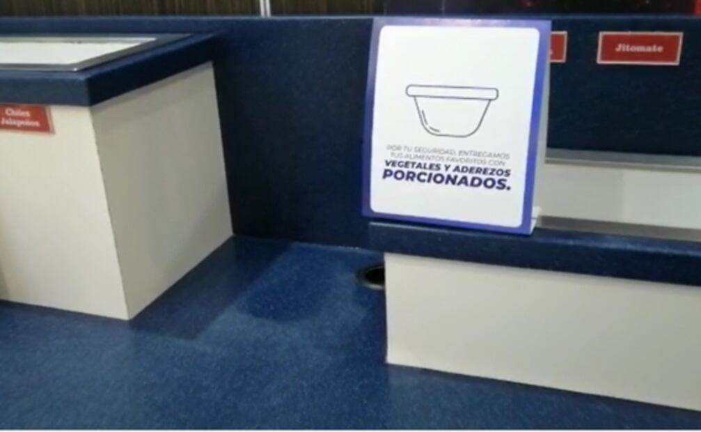 Cines reabren sin la magia de preparar tu hot dog