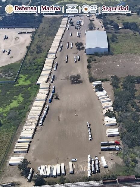 Existe una red de complicidad que incluye a dueños de gasolinerías, transportistas y trabajadores portuarios, dicen fuentes consultadas. (04/04/2025) Foto: Especial