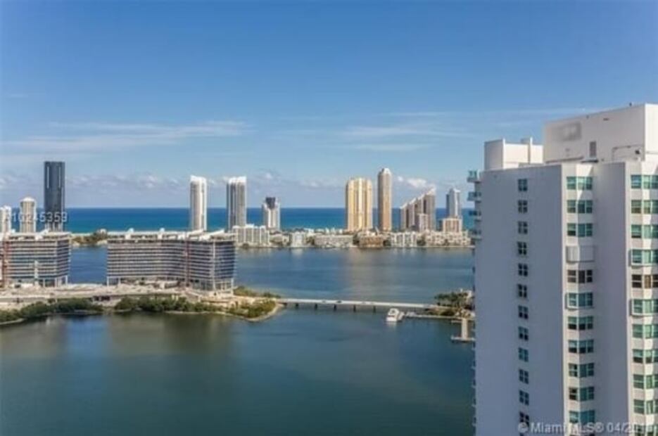 Así eran las lujosas residencias en Florida donde vivía García Luna