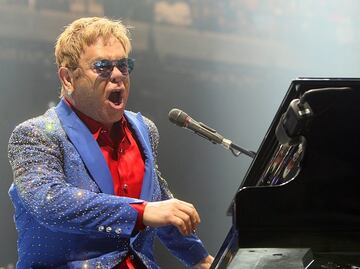 Elton John publicará autobiografía en 2019