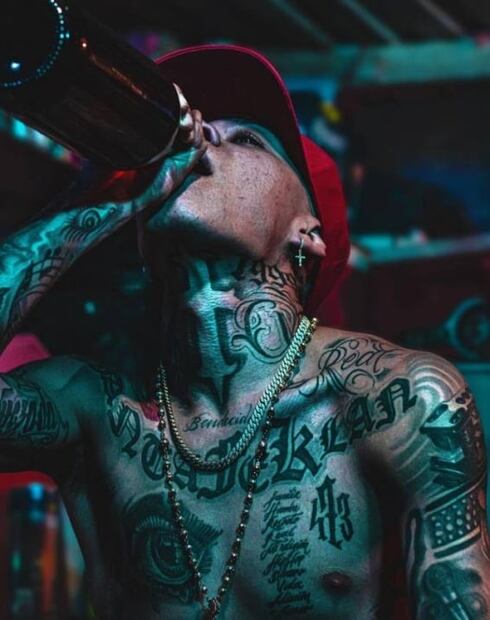 Foto de Santa Fe Klan "devastado" por Maya Nazor preocupa a sus fans