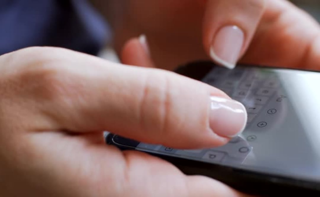 El acceso de estas cuentas sospechosas a las listas de suscripciones y seguidores de los usuarios menores, que hasta ahora estaba restringido, será completamente bloqueado. Foto: IStock