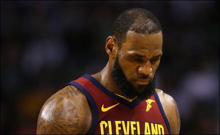 LeBron, contra la historia ante Celtics