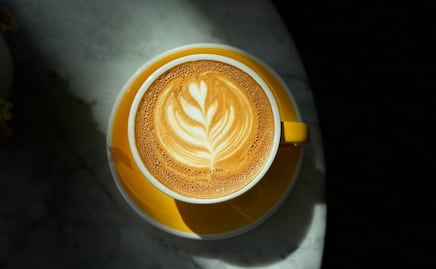 ¿Quién no puede tomar café después de las 5 pm?
