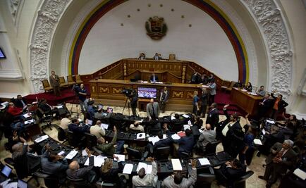 Chavismo evalúa solicitar abolición del Parlamento