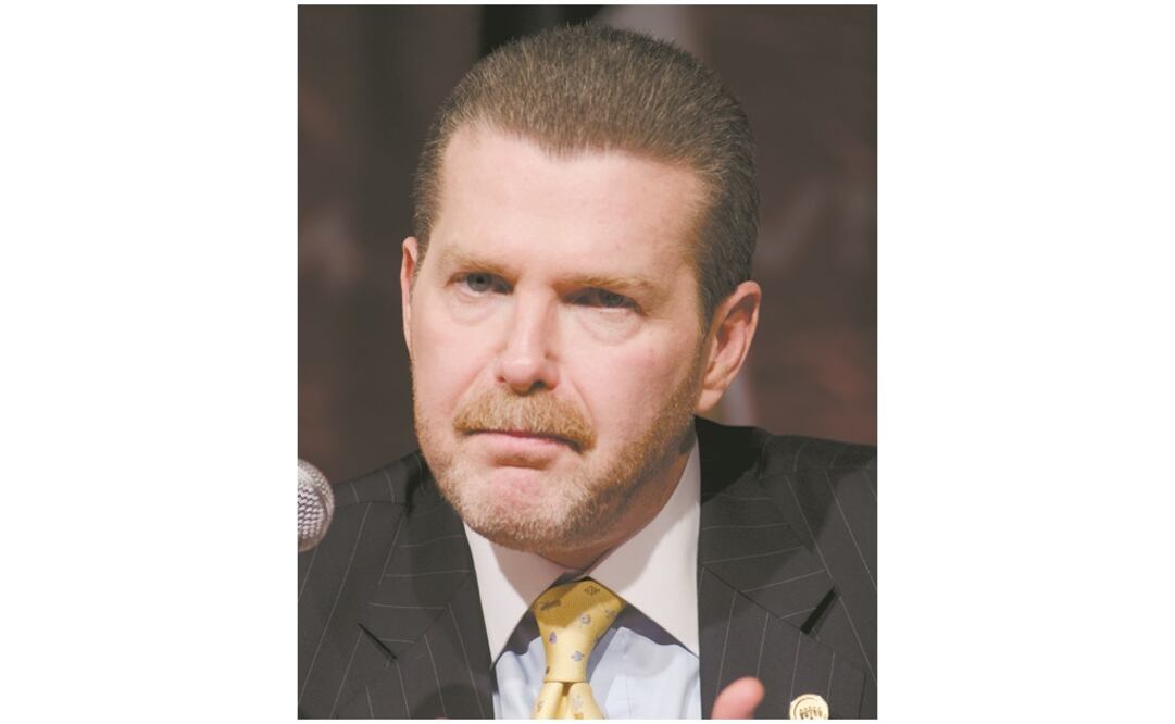 Luis Wertman, del Consejo Ciudadano de la CDMX, dice que la operación de los bloqueadores de celulares debe hacerse fuera de las prisiones. (ARCHIVO EL UNIVERSAL)