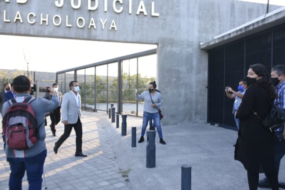 Alcalde de Cuernavaca comparece por el delito de cohecho