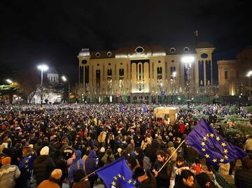 Reportan más de 20 heridos en jornada de protestas proeuropeas en Georgia; acusan acercamiento a Rusia