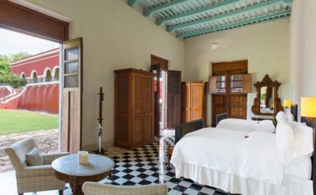 8 hoteles, haciendas y glampings que tienen su propio cenote