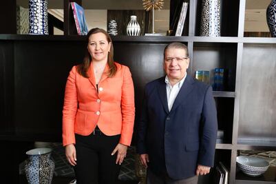 Martha Erika Alonso se reúne con Enrique Doger